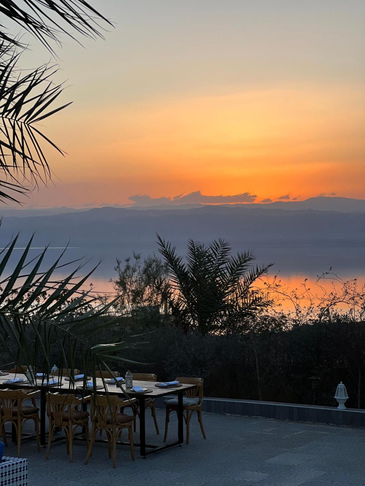 The Precious Guesthouse Sweimeh Buitenkant foto